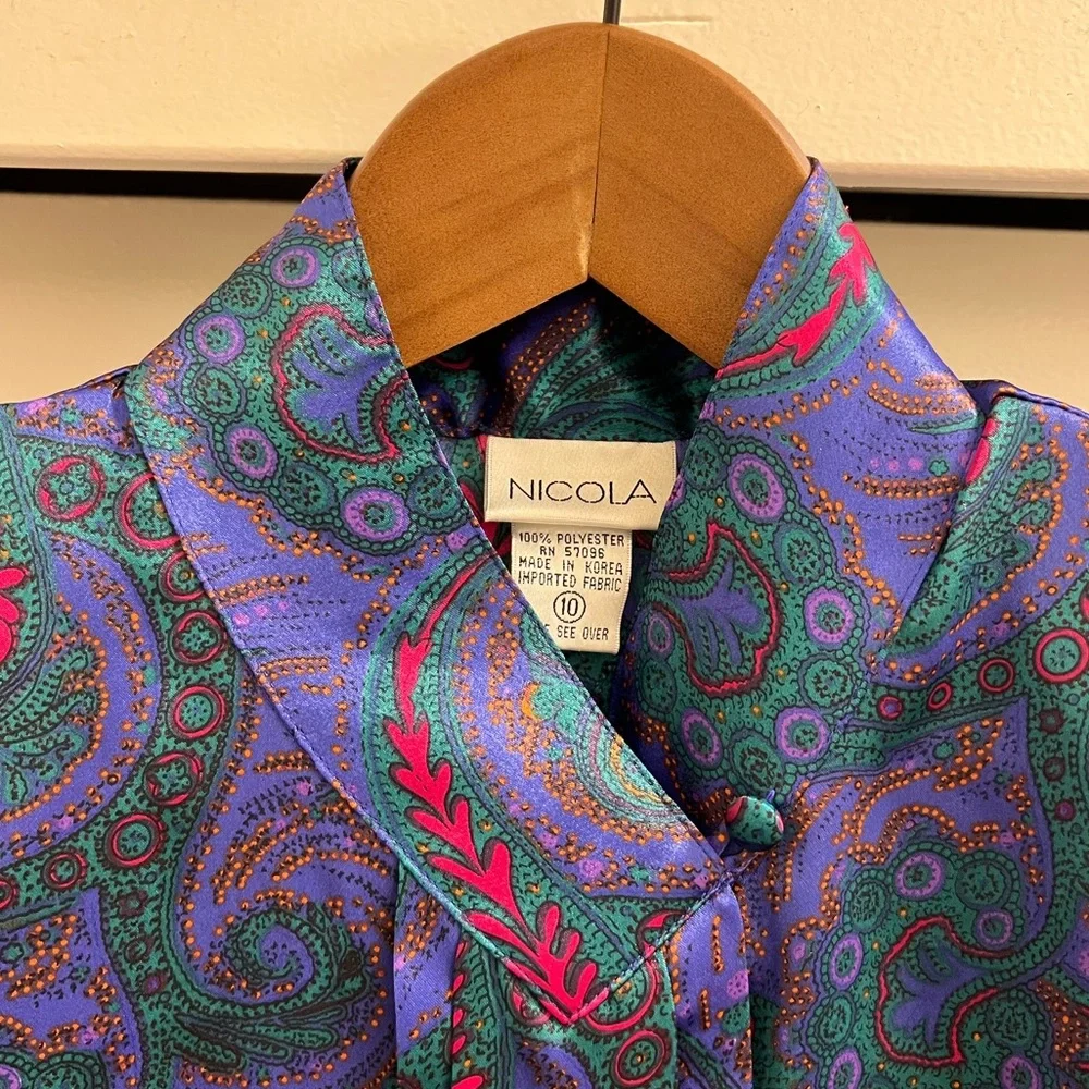 NWT Vintage Nicola Satin Look Paisley Top - Picture 3 of 6
